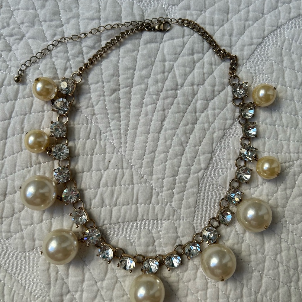 Gold and White Rhinestones Pearl Choker Necklace